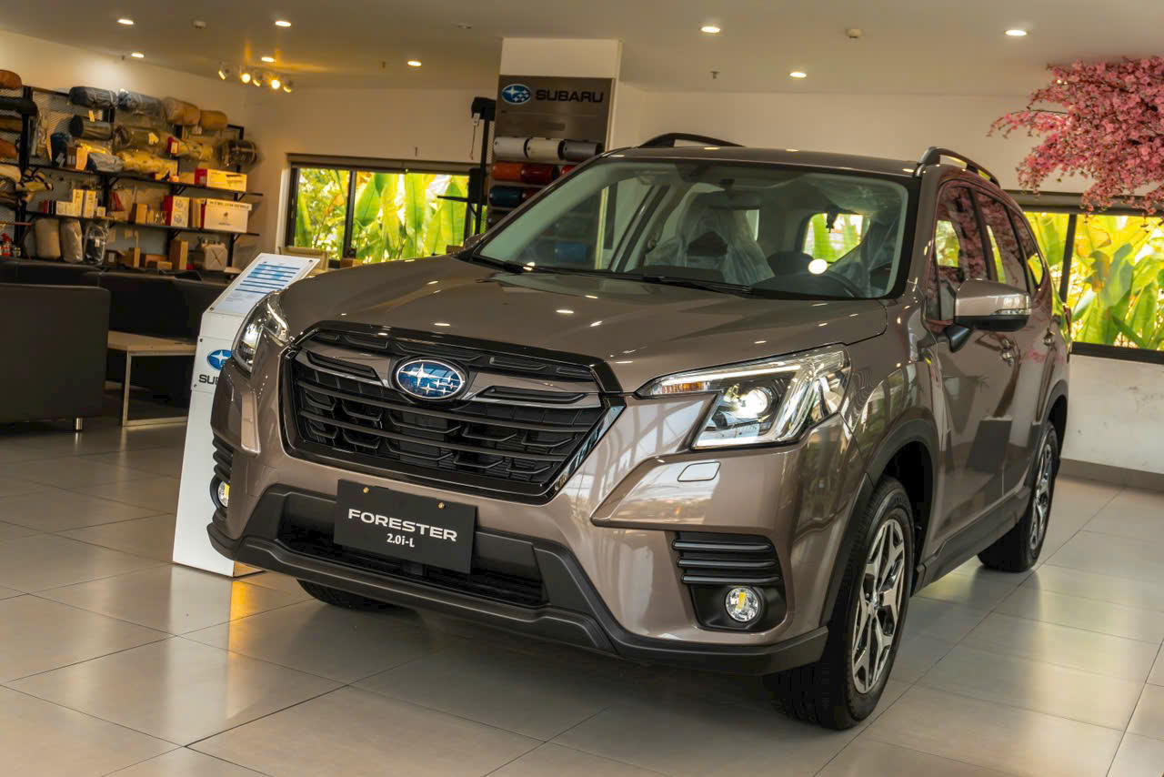 SUBARU FORESTER 2.0i-L